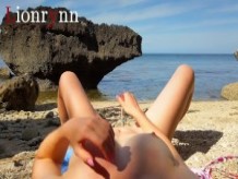 FPOV, masturbación en la playa pública, casero, Lionrynn