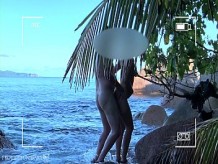 voyeur espía pareja desnuda teniendo sexo en la playa pública - projectfundiary