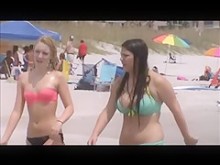 sexy adolescente con enormes tetas playa espía 39