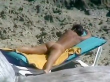 el espionaje en el playa nudista esposa digitación en su COÑO