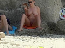 amateur nudista milfs espía cámara playa voyeur oculto