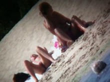 Genio playa voyeur video de chicas abriendo sus piernas