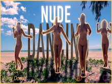 Esposa baila DESNUDA en una playa PÚBLICA