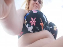 Muestra mi cuerpo sexy en la playa