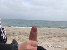 follando en la playa, duro y bonito