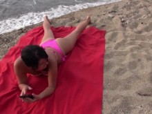 ¡FOLLADA GRATIS! ¡ATRAPADO EN LA PLAYA! Alexandra Wett