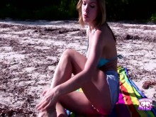 Follando a una perra rubia culona en la playa con su gran y hermosa bayoneta de ternera