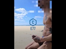 Gran polla en la playa