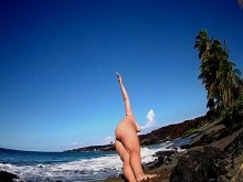 Yoga desnudo 20 minutos en el sol en la playa me encanta cuando las ondas se cum amber lamb amazon lista de regalos