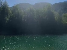 me cojo a la sirena que encontré en el río paradisiaco