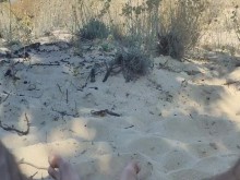 Estoy en la playa a la sombra
