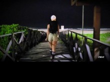 Salí a entrenar y se la chupé fuerte a mi vecino hasta correrse en mi garganta