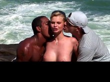 Tarra White ama el sexo en la playa