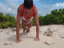 Bombeado en la playa... Músculos que rogarás adorar MIRA EL VIDEO COMPLETO EN C4S