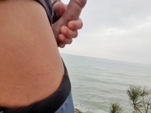 Masturbación pública arriesgada en la playa: ¡la emoción de ser atrapado! - Hotsportfitboy