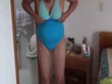 Video 1 de 3 - Mi esposa peluda, madre latina se luce en la playa, bikini, masturbación, folla, se corre