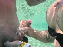 Follada SUBMARINA en el océano