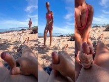 DICK FLASH EN UNA PLAYA PÚBLICA - ¡¡Un extraño me pilló masturbándome y me ayuda a correrme!! ????