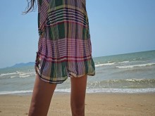 Público SIN BRAGAS # Intermitente en la playa pública
