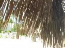 Atrapado reventando carga ENORME en la playa pública