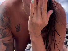 Jugando Con Mis AGUJEROS???? En La Playa NUDISTA, Espero Que Nadie ME DESCUBRA????