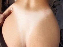 Sexo rápido y arriesgado con adolescente de 18 años en una playa pública - POV Fuck