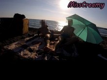 Playa Pública Profesora De Francés Atrapada Masturbación Voyeur Squirt - MissCreamy