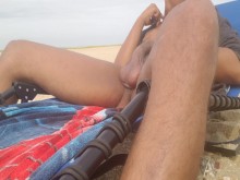 Masturbación en la playa | siendo observado por extraños polla dura
